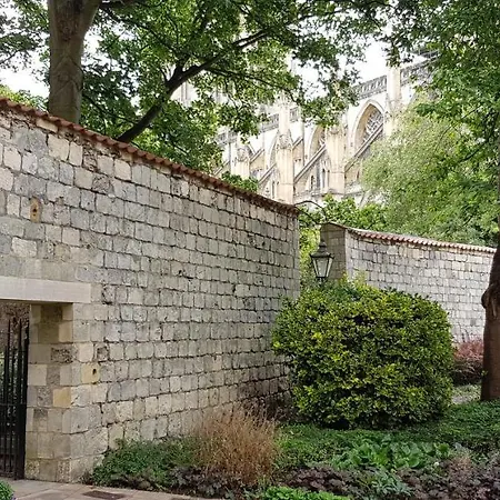 Minster Townhouse By Minster Dom wakacyjny *
