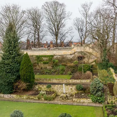 Minster Townhouse By Minster * York